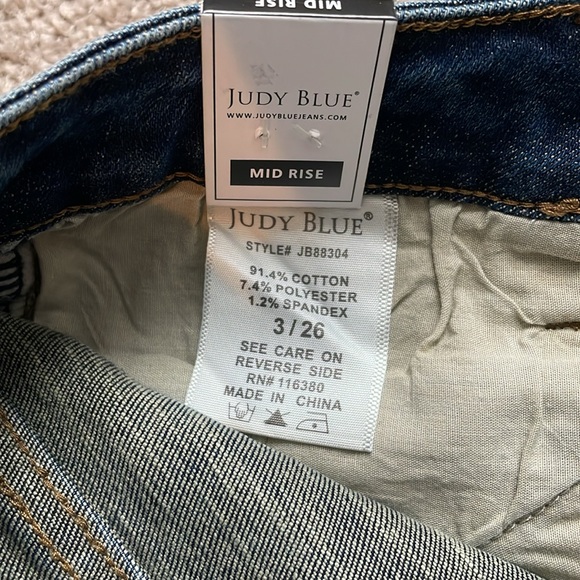 Judy Blue Mid-Rise Jeans - Picture 6 of 6